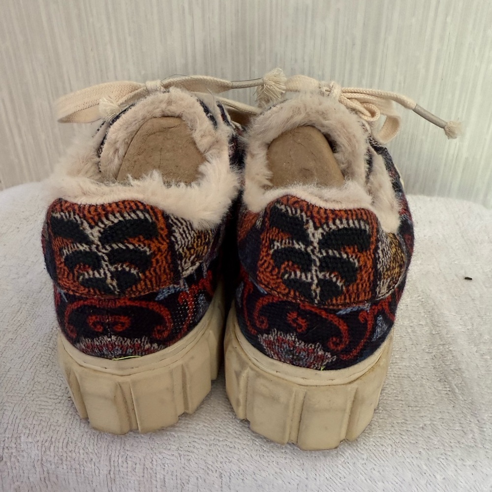 FARM Rio Multicolor Patterned Sneakers - Picture 3 of 4